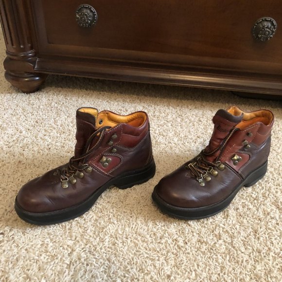 Timberland Leather Gortex Hiking Boots - Picture 2 of 3